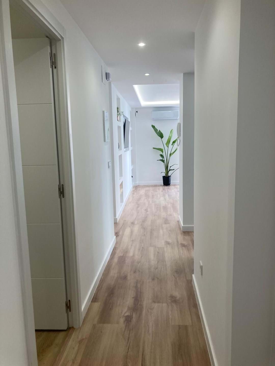 3 Bed, 2 Bath, ApartmentFor Sale, Malaga, Andalusia, 29640