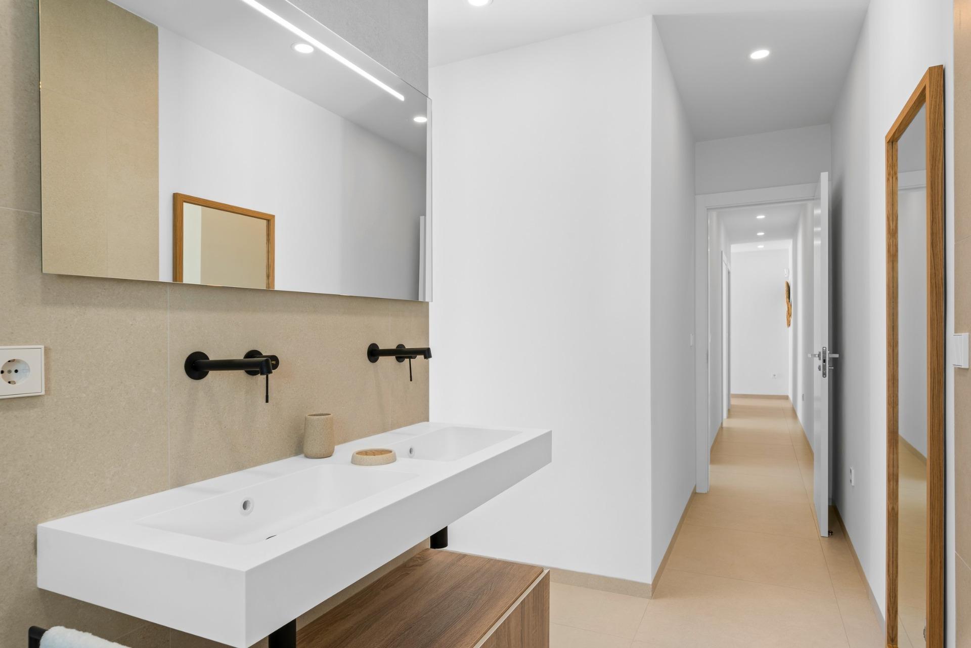 3 Bed, 2 Bath, HouseFor Sale, Los Alcazares, Murcia