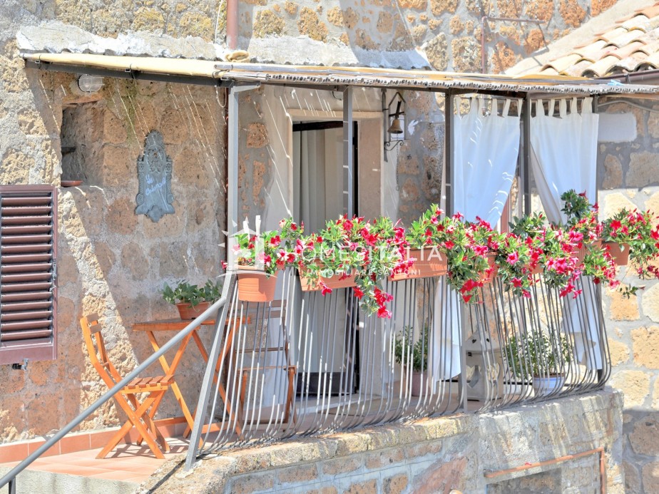 1 Bed, 1 Bath, ApartmentFor Sale, Lubriano, Viterbo, Latium