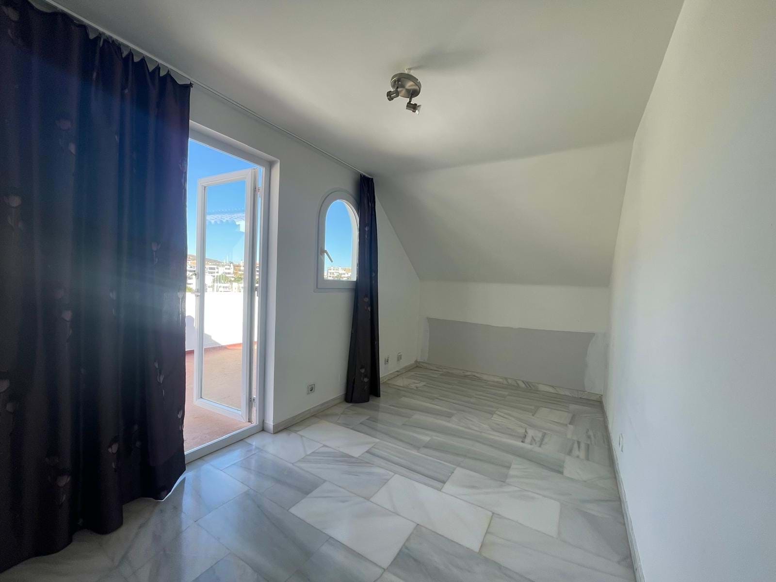 4 Bed, 3 Bath, HouseFor Sale, Malaga, Andalusia, 29630