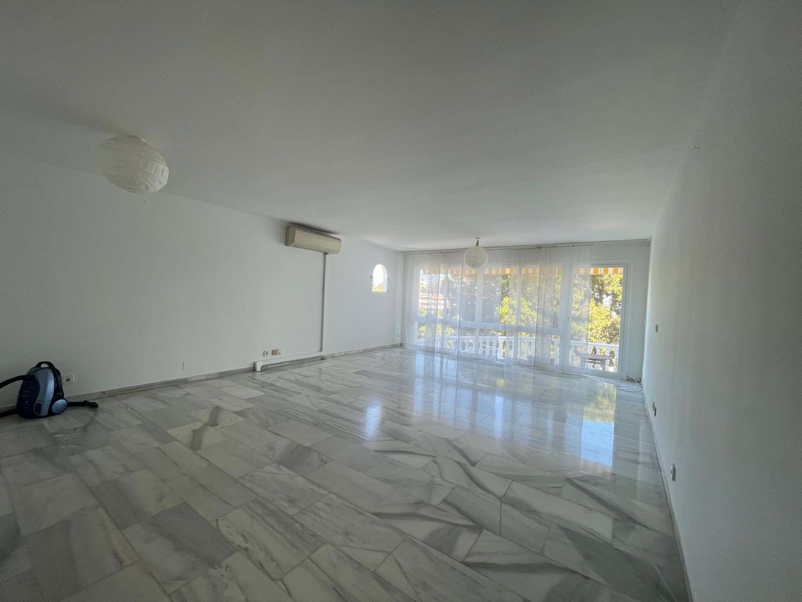 4 Bed, 3 Bath, HouseFor Sale, Malaga, Andalusia, 29630