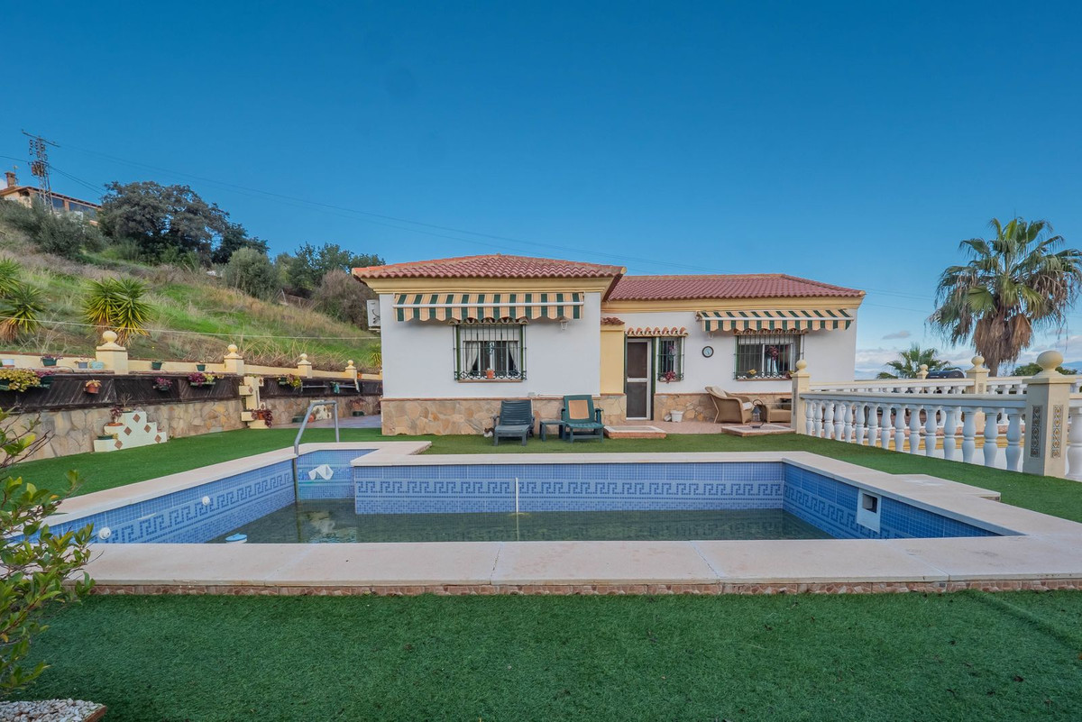 Alhaurín de la Torre, Malaga, 3 Bedrooms Bedrooms, ,3 BathroomsBathrooms,For Sale,R5274100