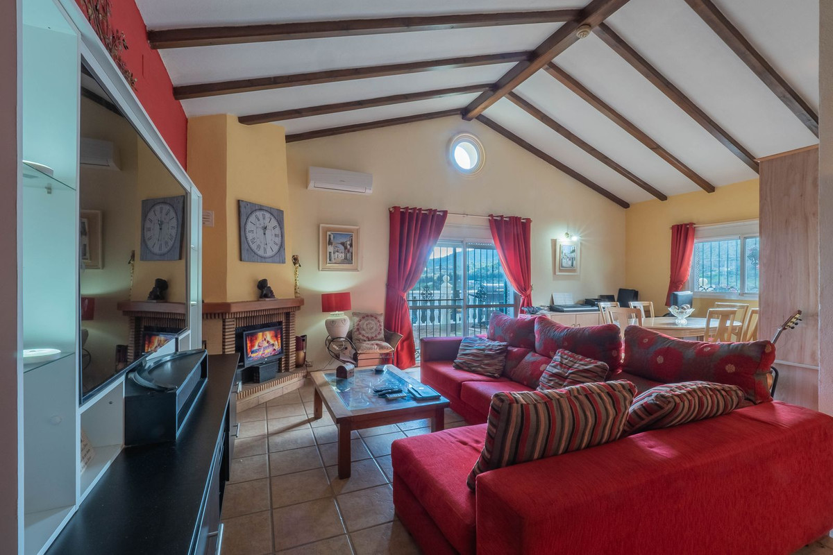 Alhaurín de la Torre, Malaga, 3 Bedrooms Bedrooms, ,3 BathroomsBathrooms,For Sale,R5274100