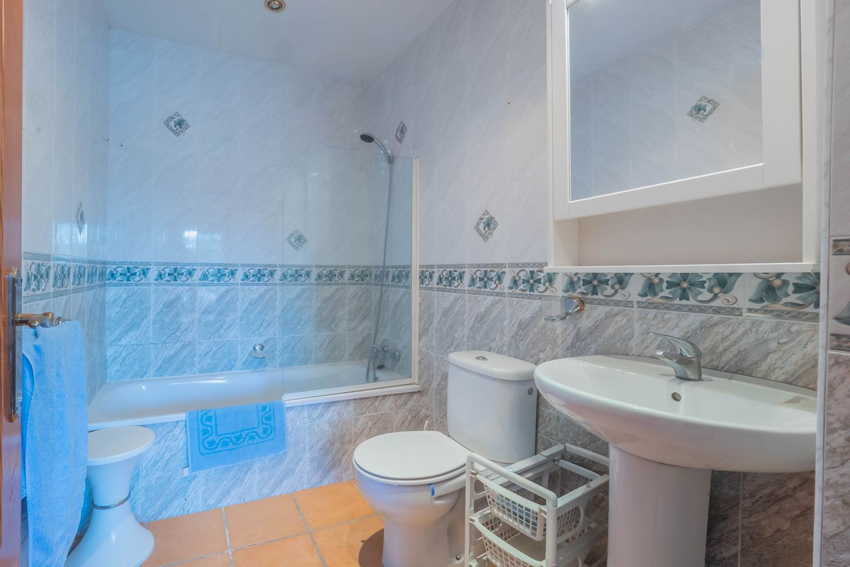 Alhaurín de la Torre, Malaga, 3 Bedrooms Bedrooms, ,3 BathroomsBathrooms,For Sale,R5274100