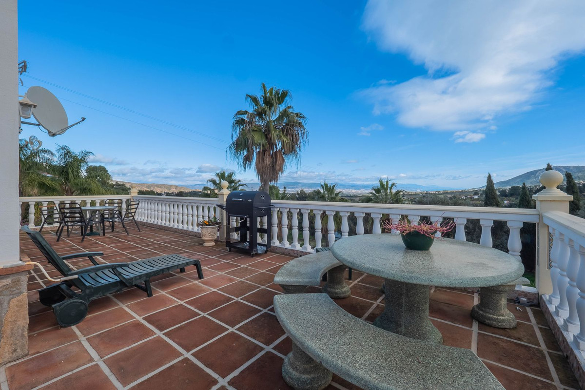 Alhaurín de la Torre, Malaga, 3 Bedrooms Bedrooms, ,3 BathroomsBathrooms,For Sale,R5274100