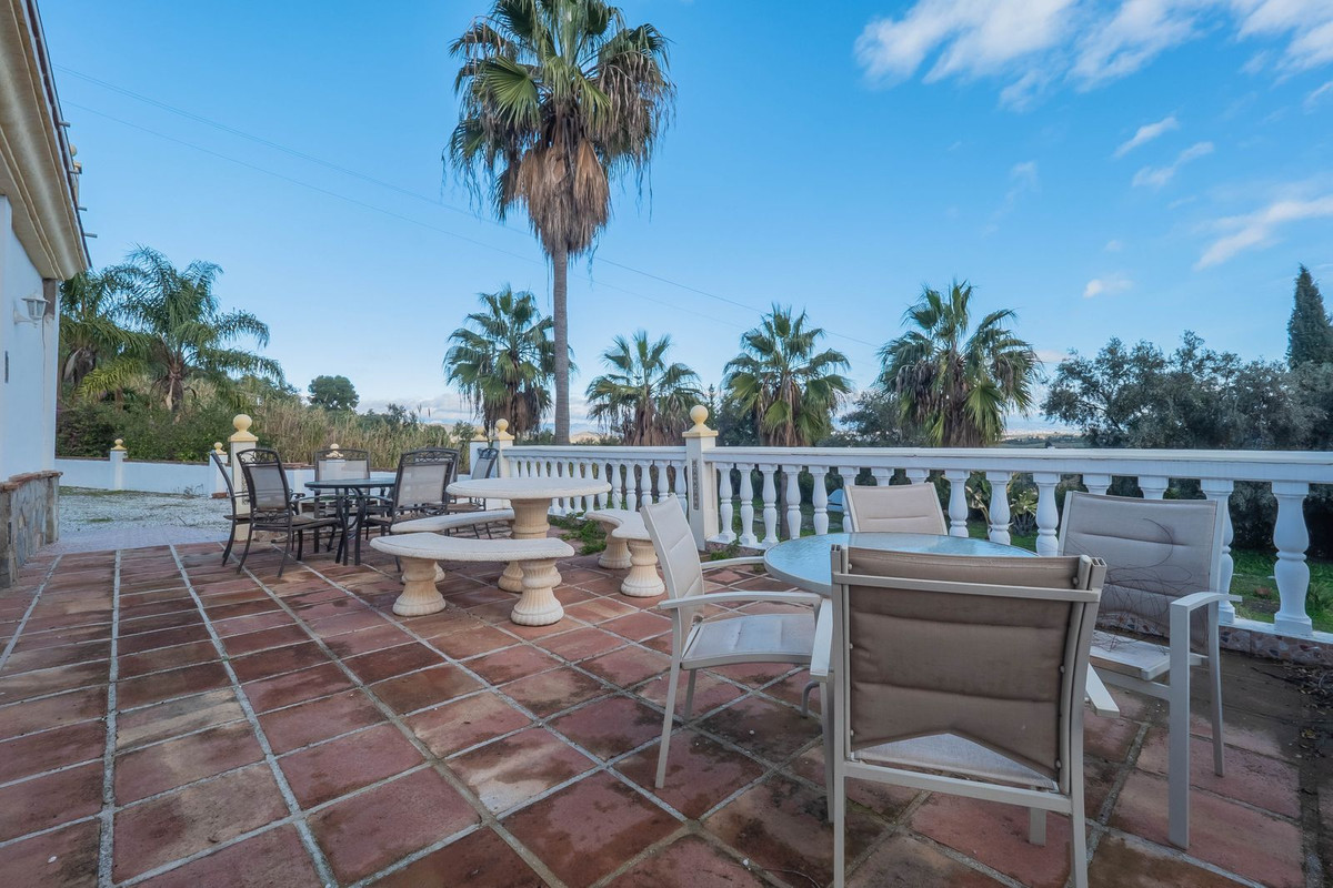 Alhaurín de la Torre, Malaga, 3 Bedrooms Bedrooms, ,3 BathroomsBathrooms,For Sale,R5274100