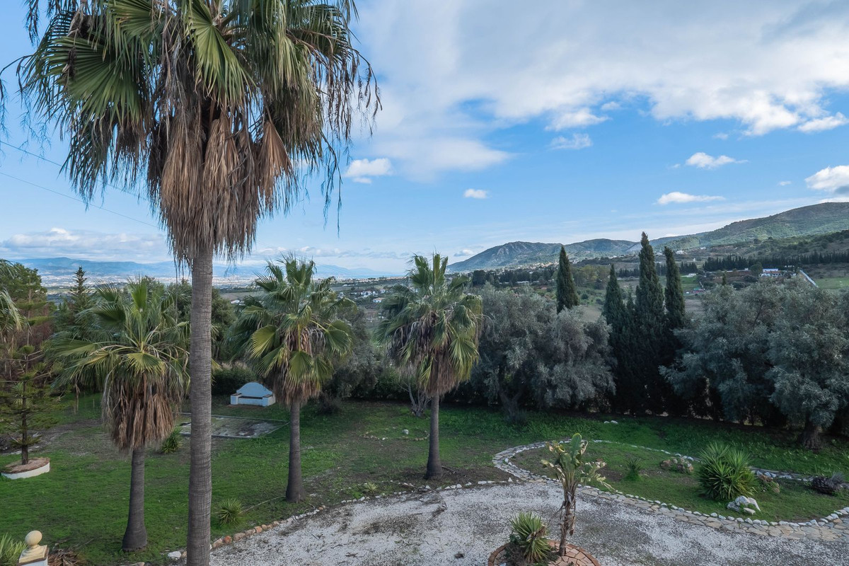 Alhaurín de la Torre, Malaga, 3 Bedrooms Bedrooms, ,3 BathroomsBathrooms,For Sale,R5274100