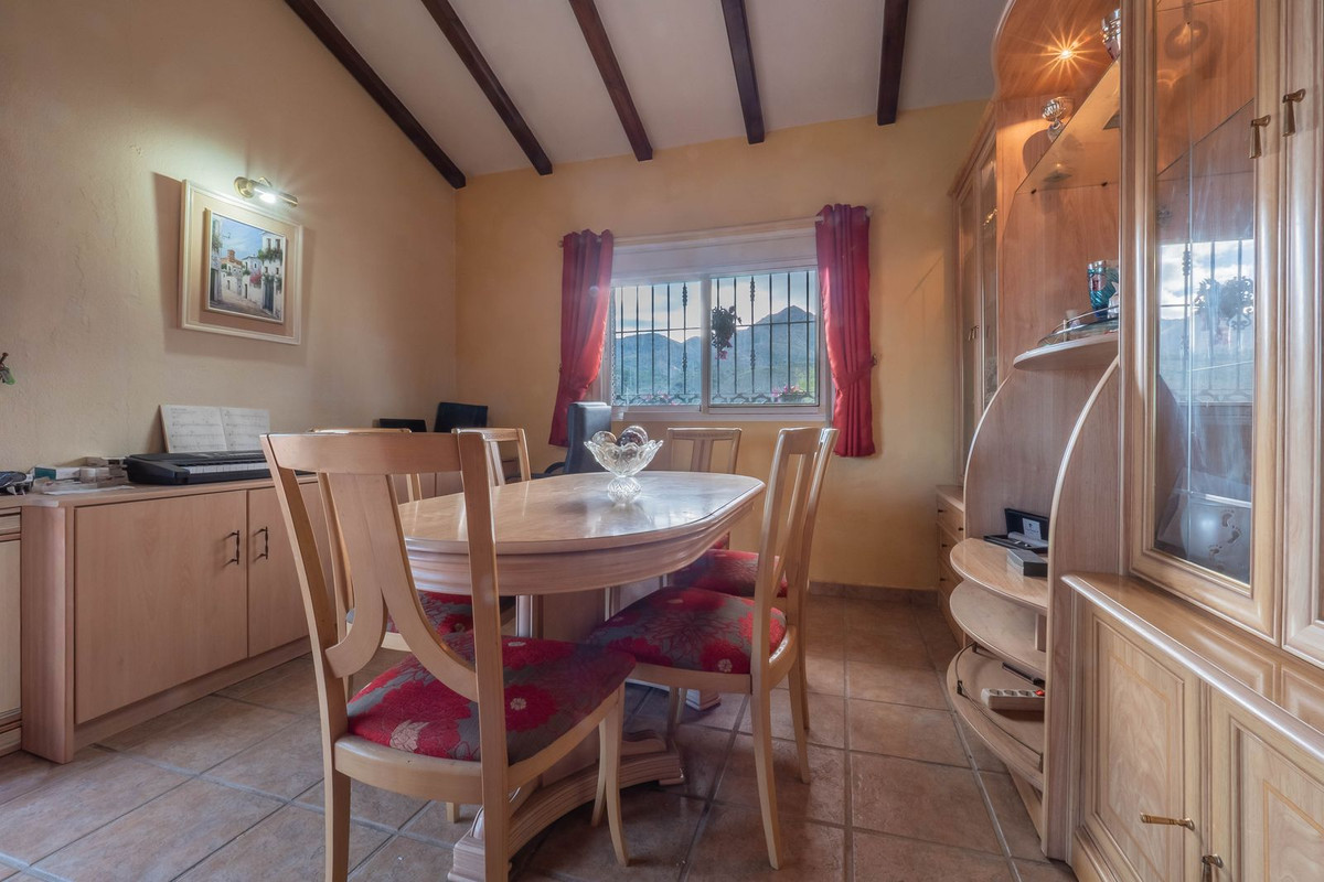 Alhaurín de la Torre, Malaga, 3 Bedrooms Bedrooms, ,3 BathroomsBathrooms,For Sale,R5274100