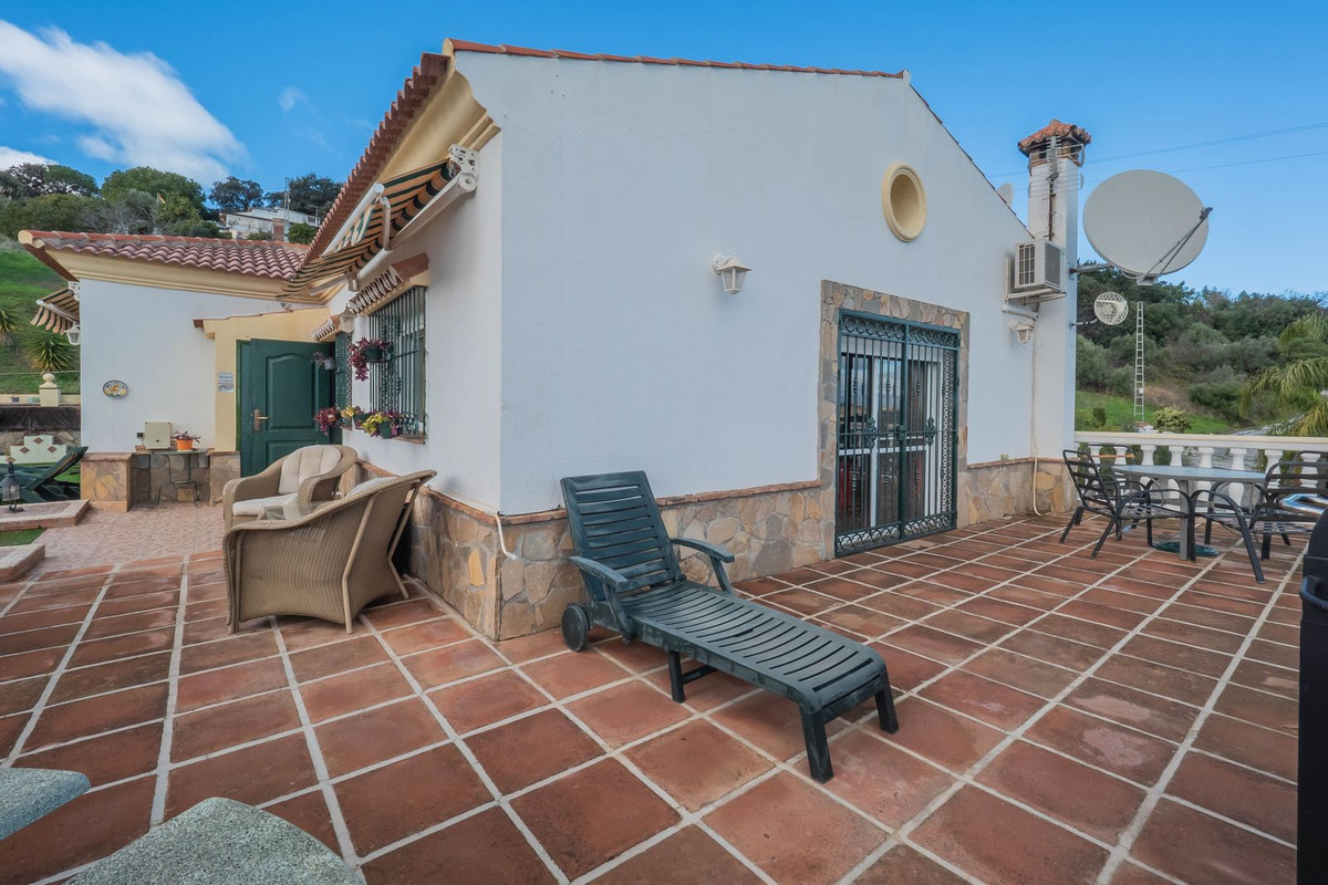 Alhaurín de la Torre, Malaga, 3 Bedrooms Bedrooms, ,3 BathroomsBathrooms,For Sale,R5274100