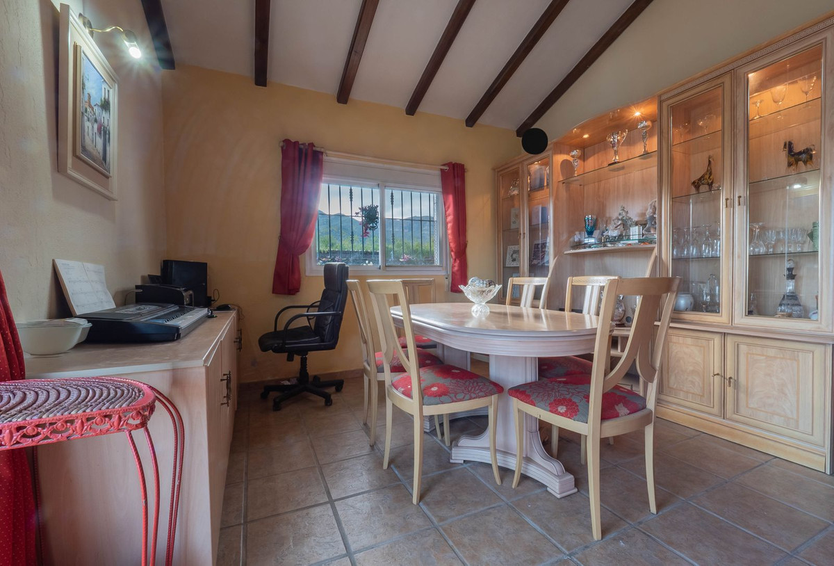 Alhaurín de la Torre, Malaga, 3 Bedrooms Bedrooms, ,3 BathroomsBathrooms,For Sale,R5274100