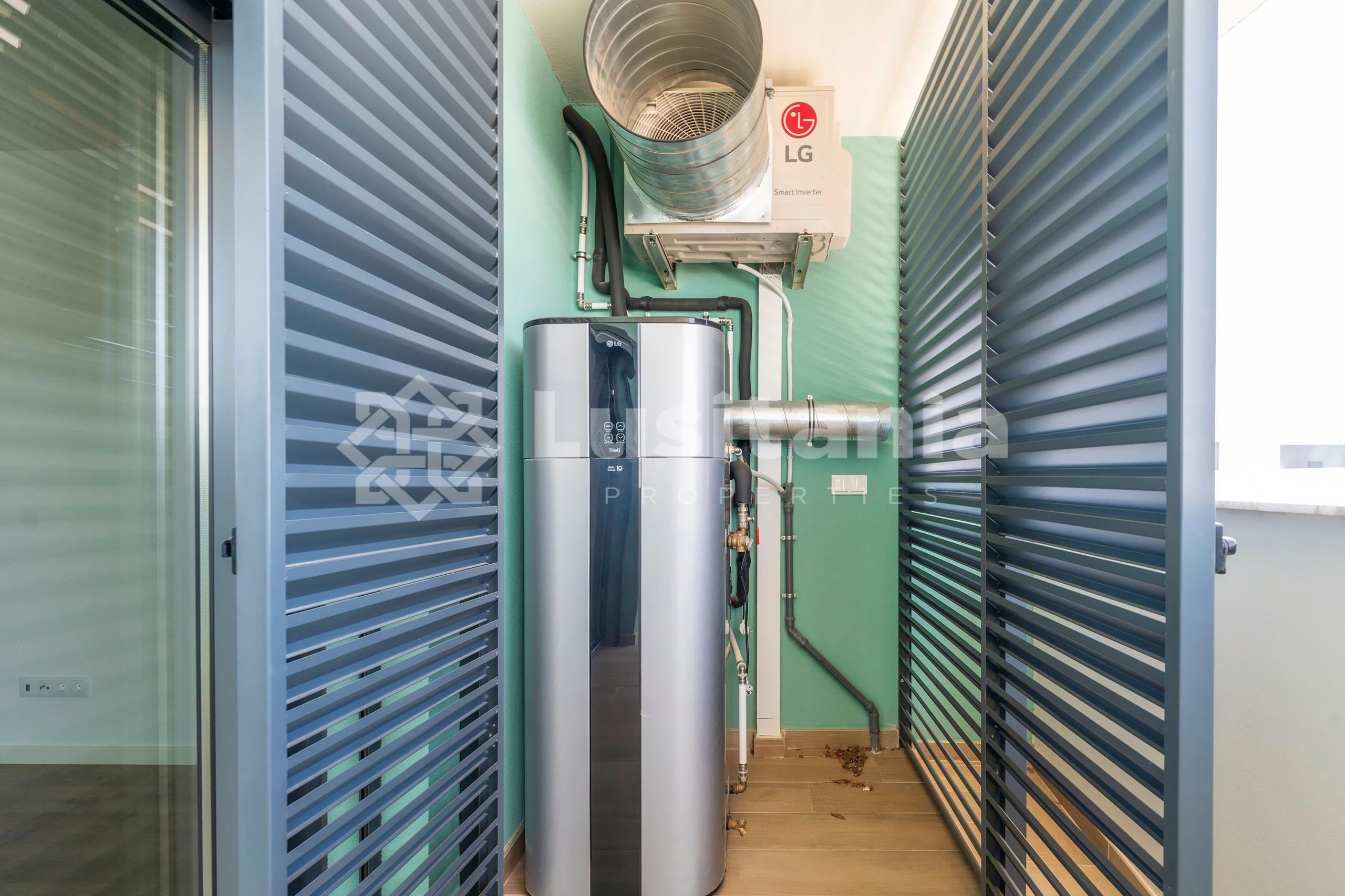 1 Bed, 1 Bath, ApartmentFor Sale, Faro, Faro, 8005-138