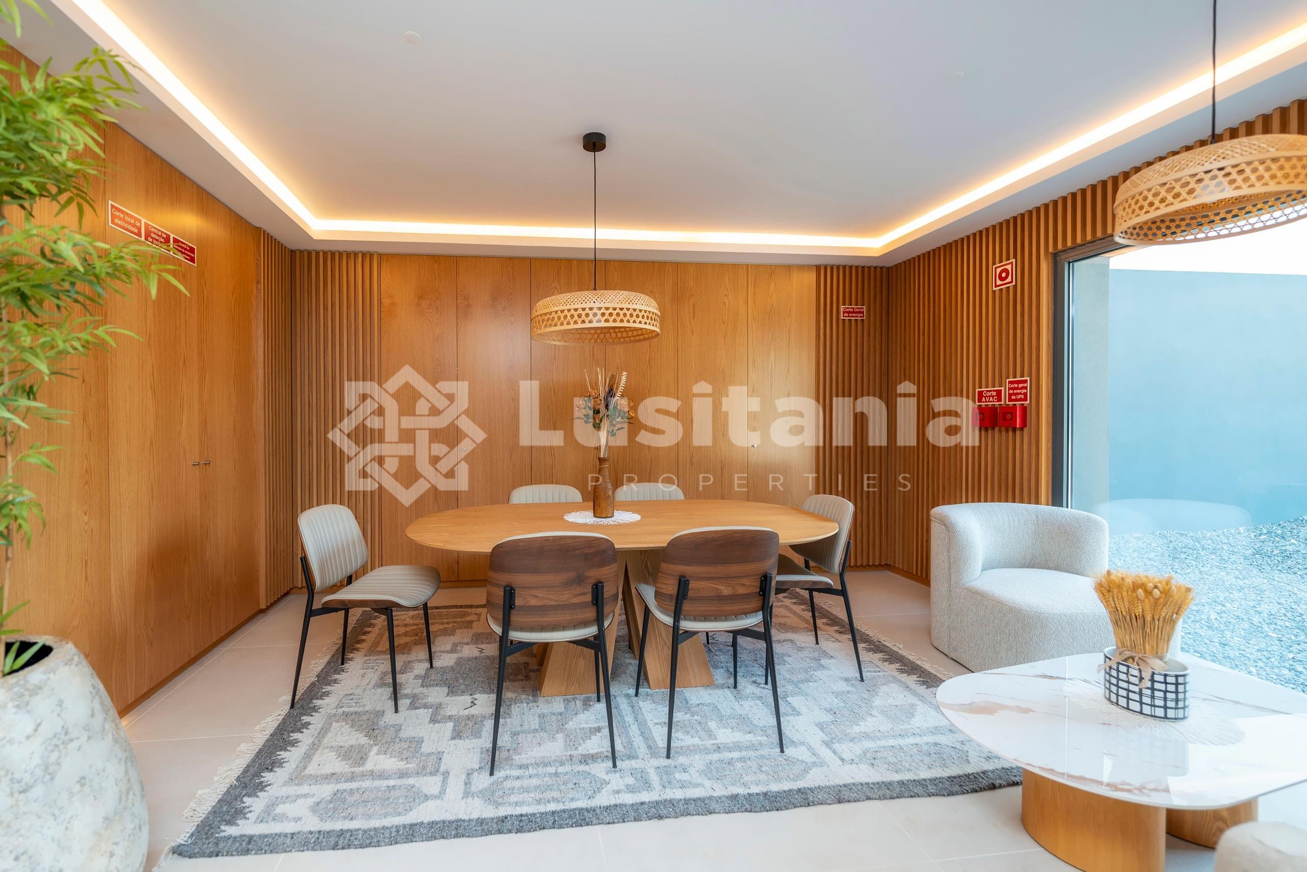 1 Bed, 1 Bath, ApartmentFor Sale, Faro, Faro, 8005-138