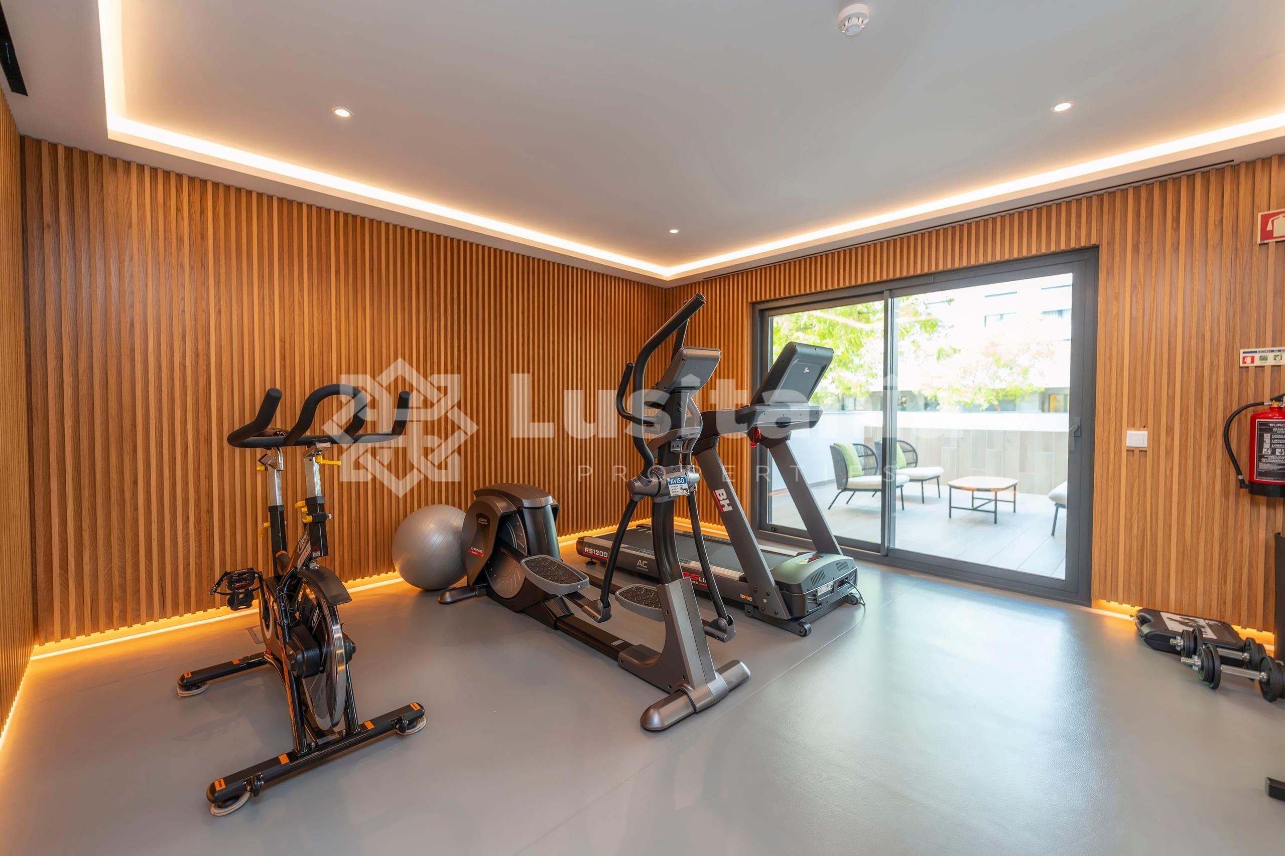 1 Bed, 1 Bath, ApartmentFor Sale, Faro, Faro, 8005-138