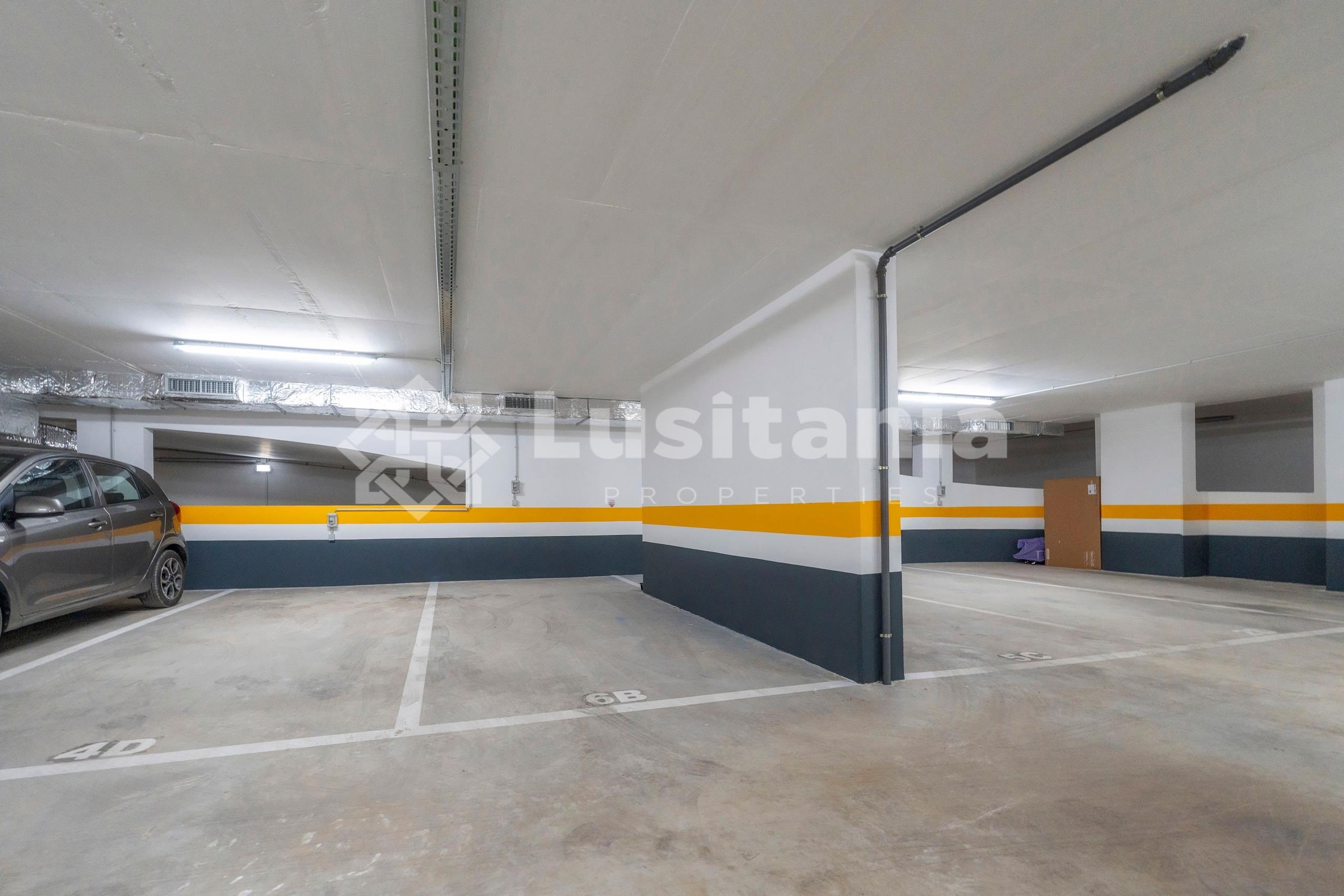 1 Bed, 1 Bath, ApartmentFor Sale, Faro, Faro, 8005-138