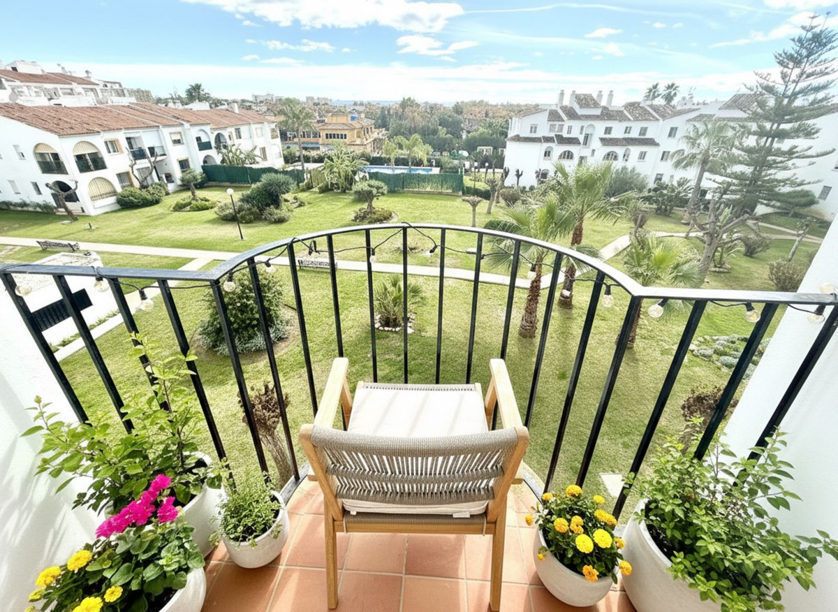 3 Bed, 1 Bath, ApartmentFor Sale, Diana Park, Malaga