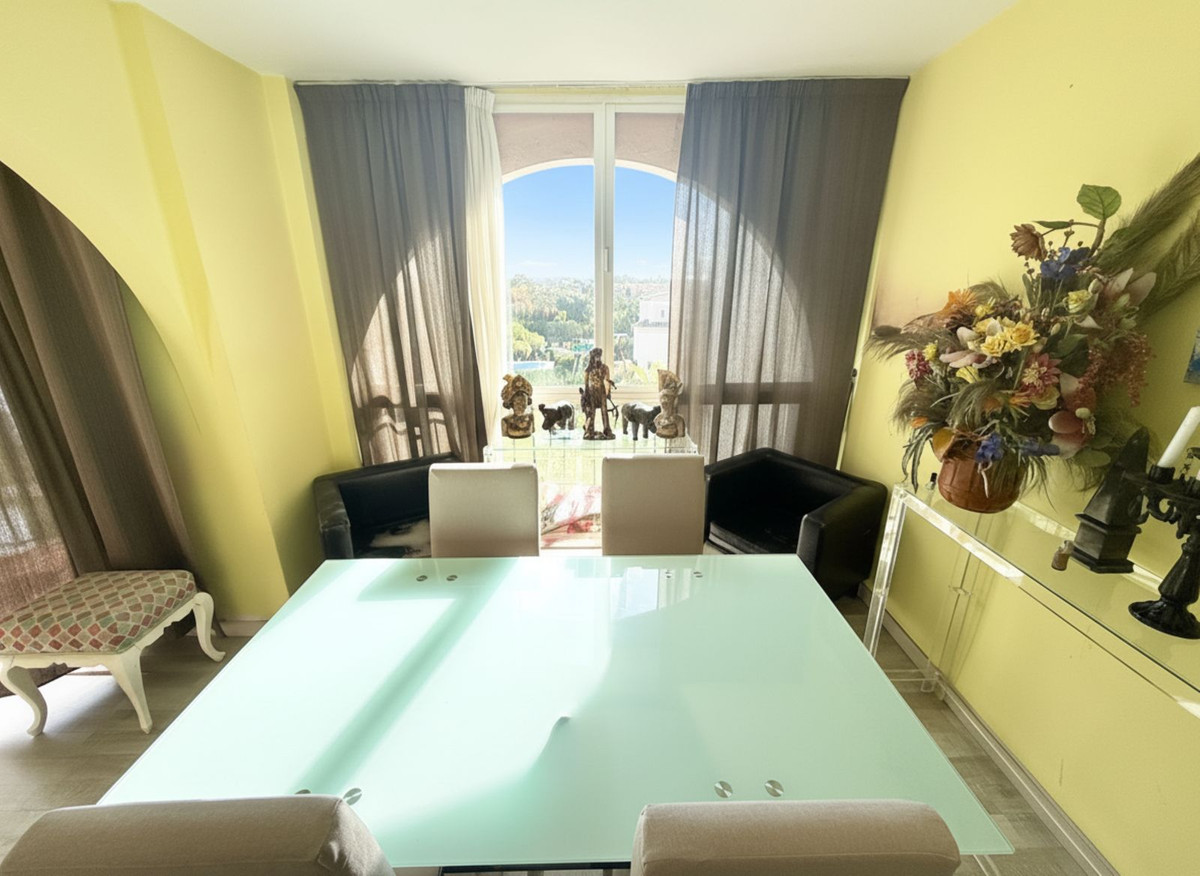 3 Bed, 1 Bath, ApartmentFor Sale, Diana Park, Malaga