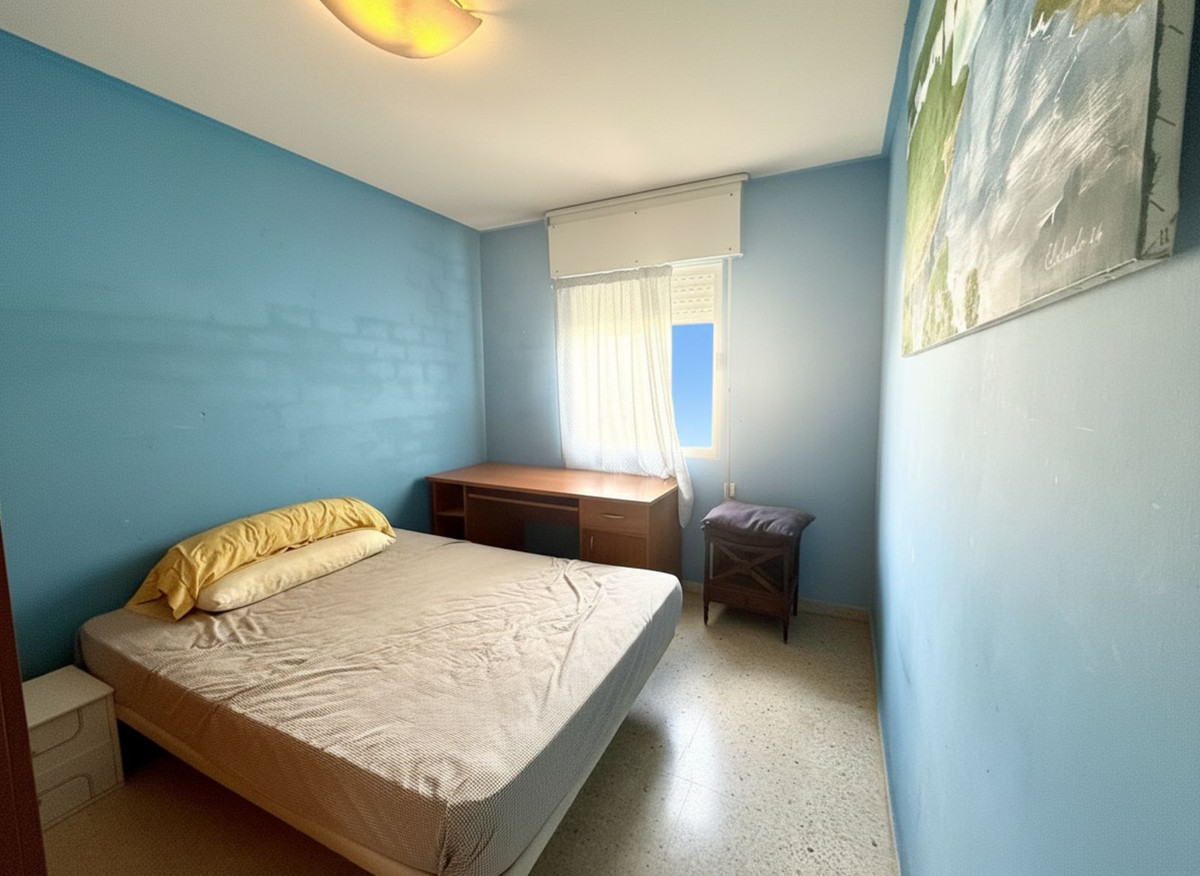 3 Bed, 1 Bath, ApartmentFor Sale, Diana Park, Malaga