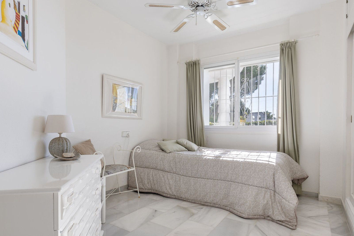 2 Bed, 2 Bath, ApartmentFor Sale, Calahonda, Malaga