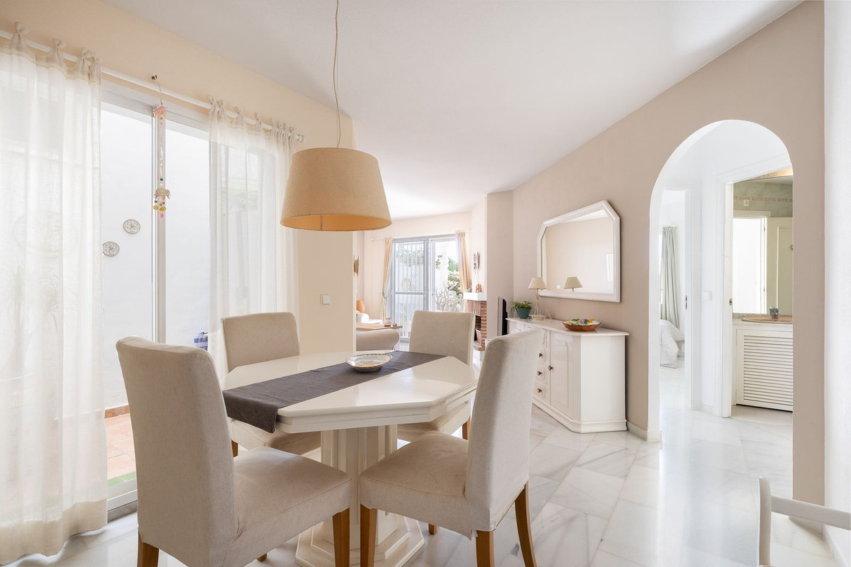2 Bed, 2 Bath, ApartmentFor Sale, Calahonda, Malaga