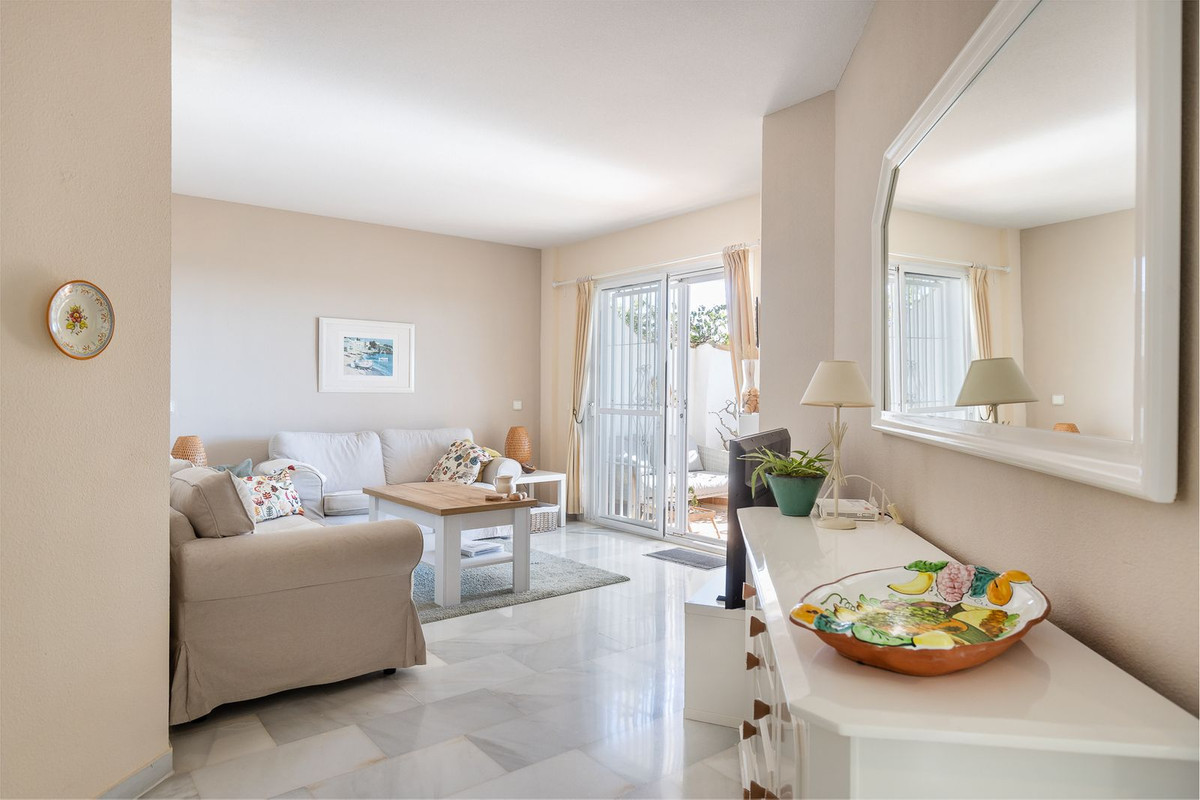 2 Bed, 2 Bath, ApartmentFor Sale, Calahonda, Malaga