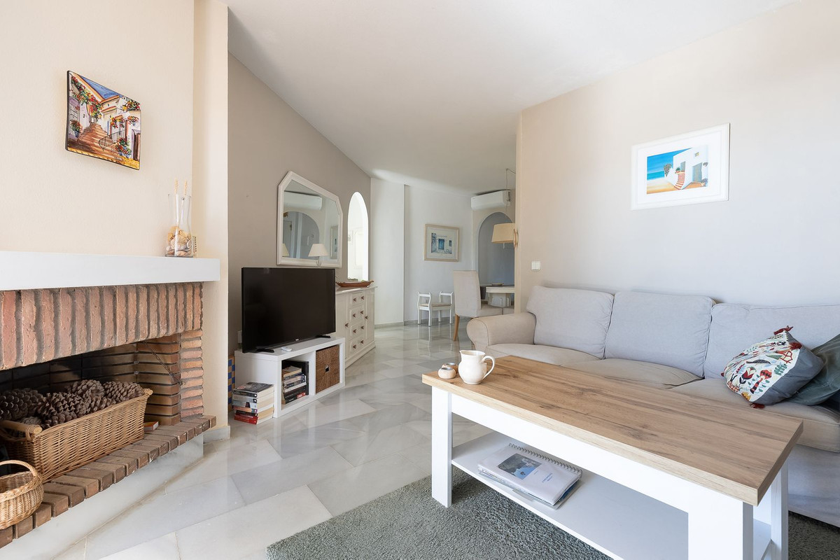 2 Bed, 2 Bath, ApartmentFor Sale, Calahonda, Malaga