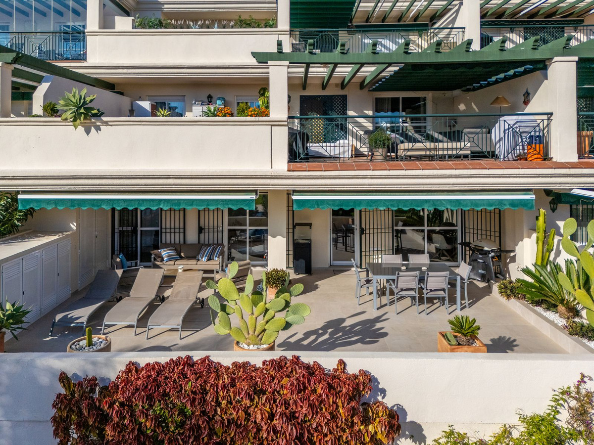 2 Bed, 2 Bath, ApartmentFor Sale, Nueva Andalucia, Malaga