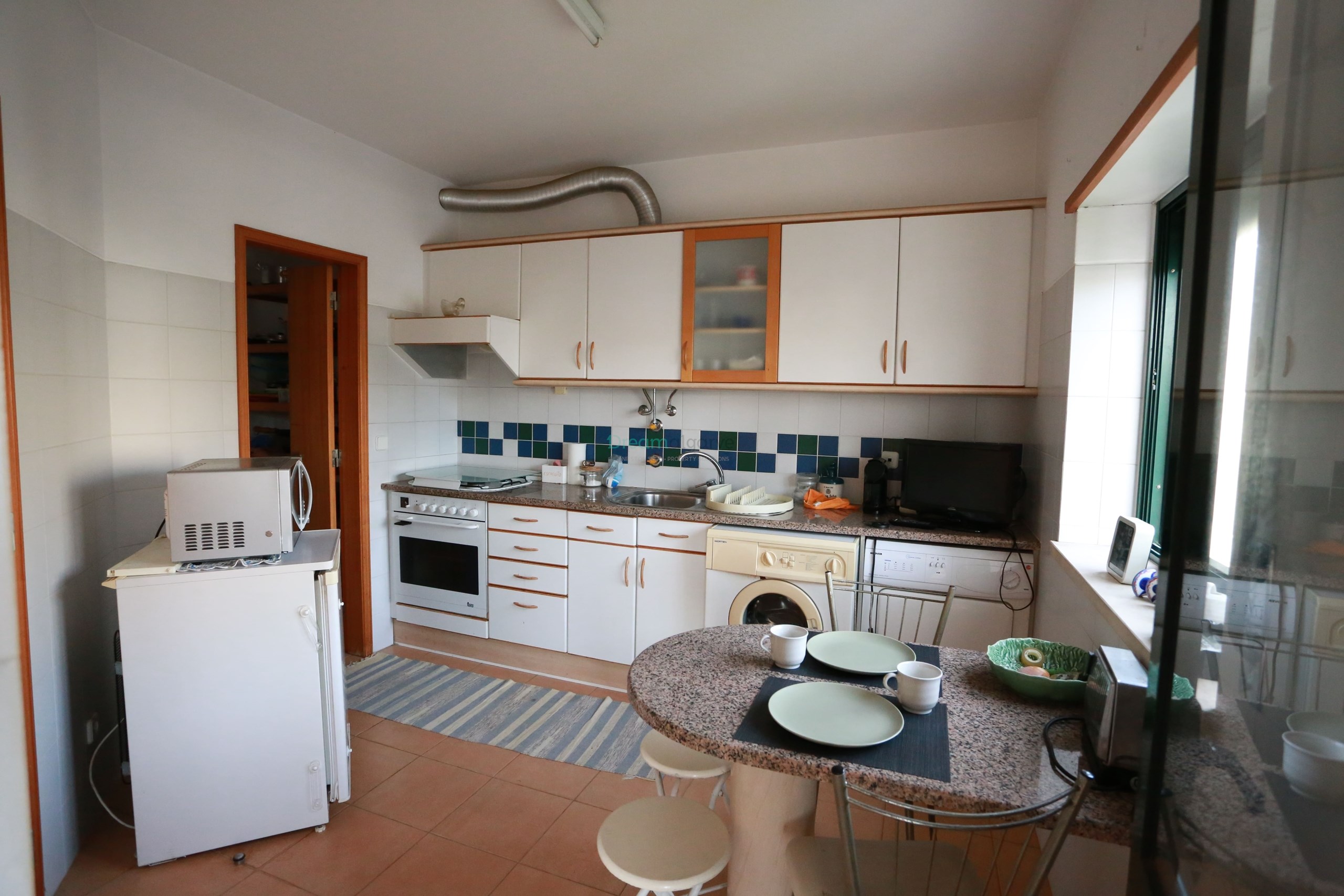 2 Bed, 1 Bath, ApartmentFor Sale, Lagos, Faro, 8600-502