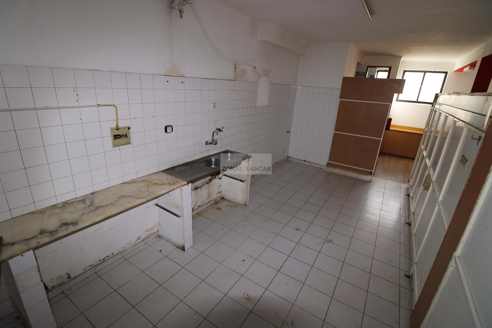 Commercial Property, For Sale