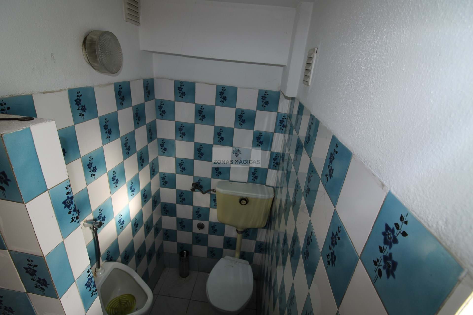 Commercial Property, For Sale