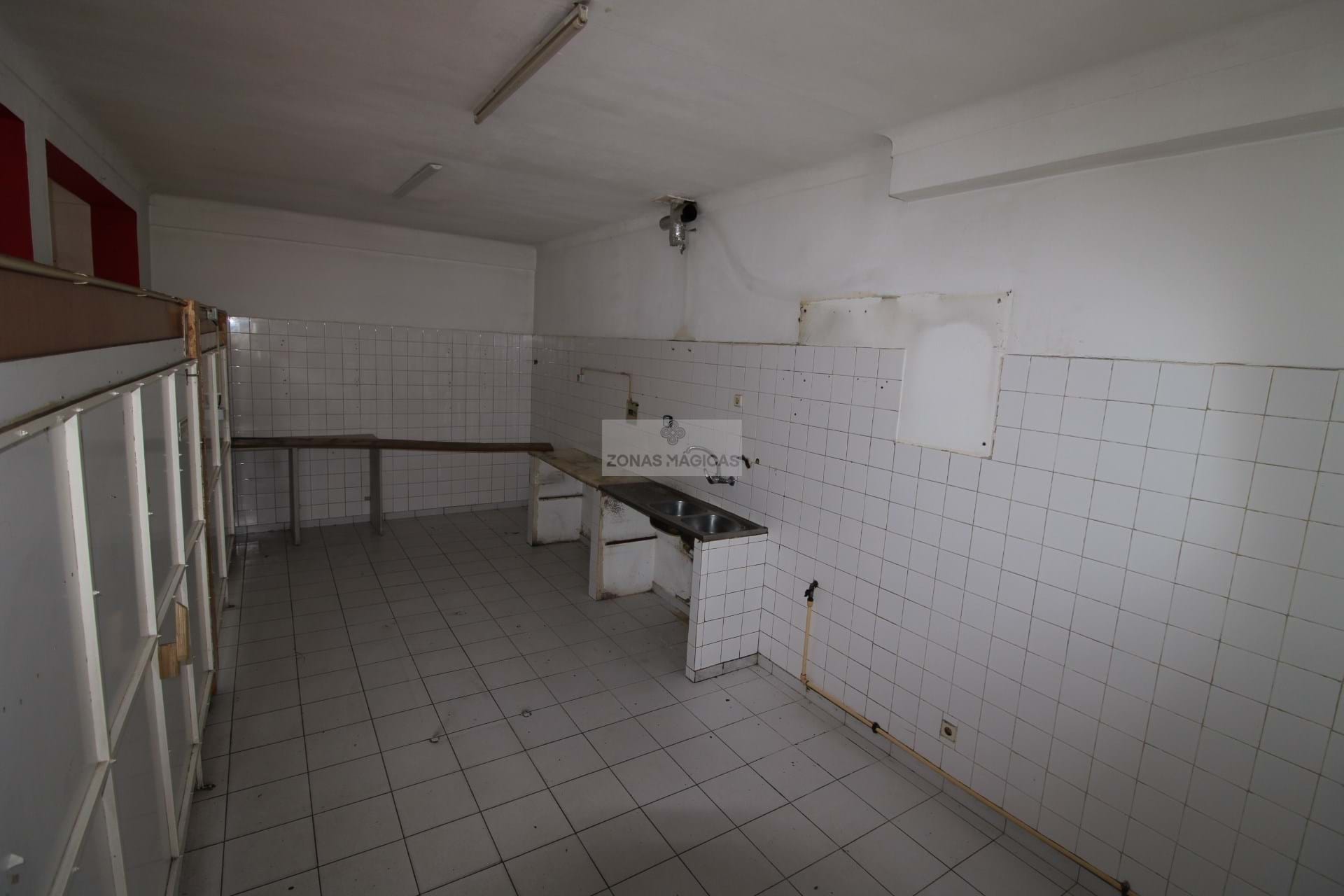 Commercial Property, For Sale