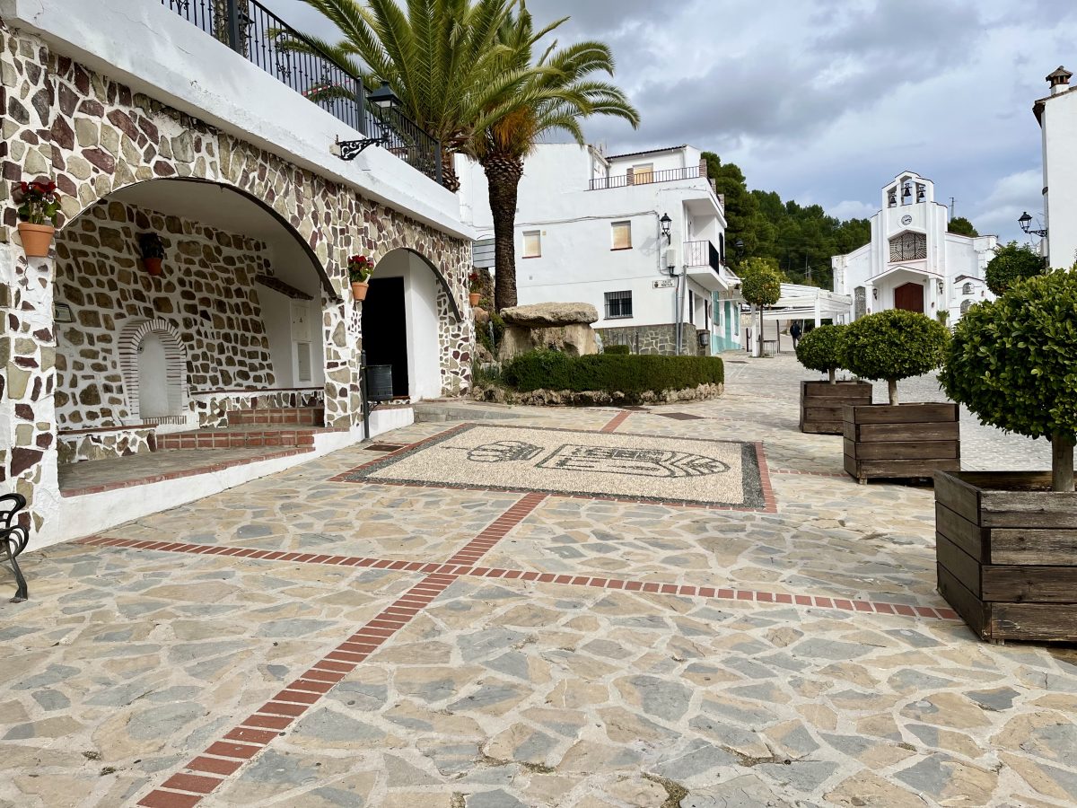 3 Bed, 2 Bath, HouseFor Sale, Montecorto, Andalucia