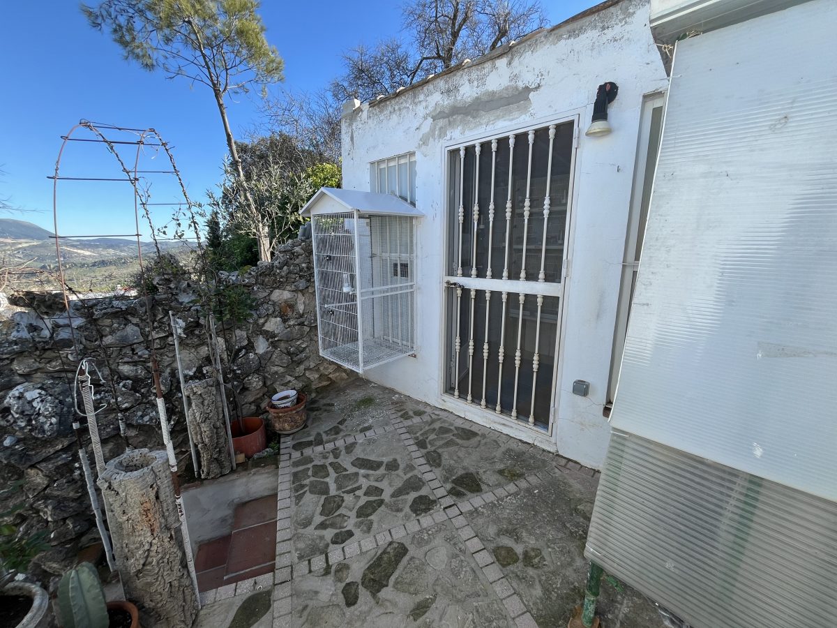 2 Bed, 1 Bath, HouseFor Sale, Olvera, Andalucia