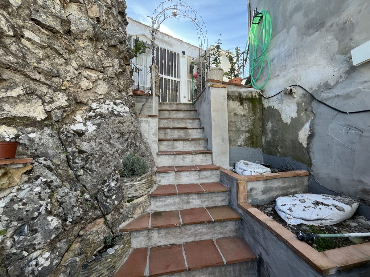 2 Bed, 1 Bath, HouseFor Sale, Olvera, Andalucia