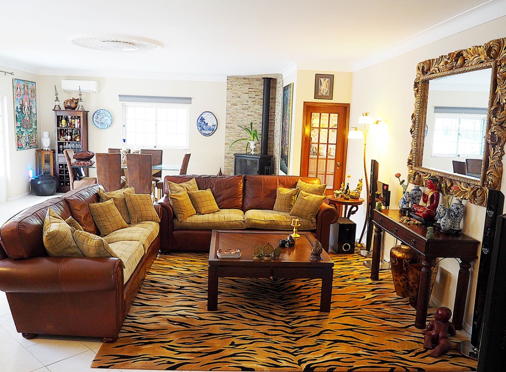 3 Bed, 2 Bath, HouseFor Sale, Loulé, 8100