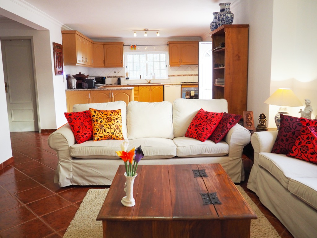 3 Bed, 2 Bath, HouseFor Sale, Loulé, 8100