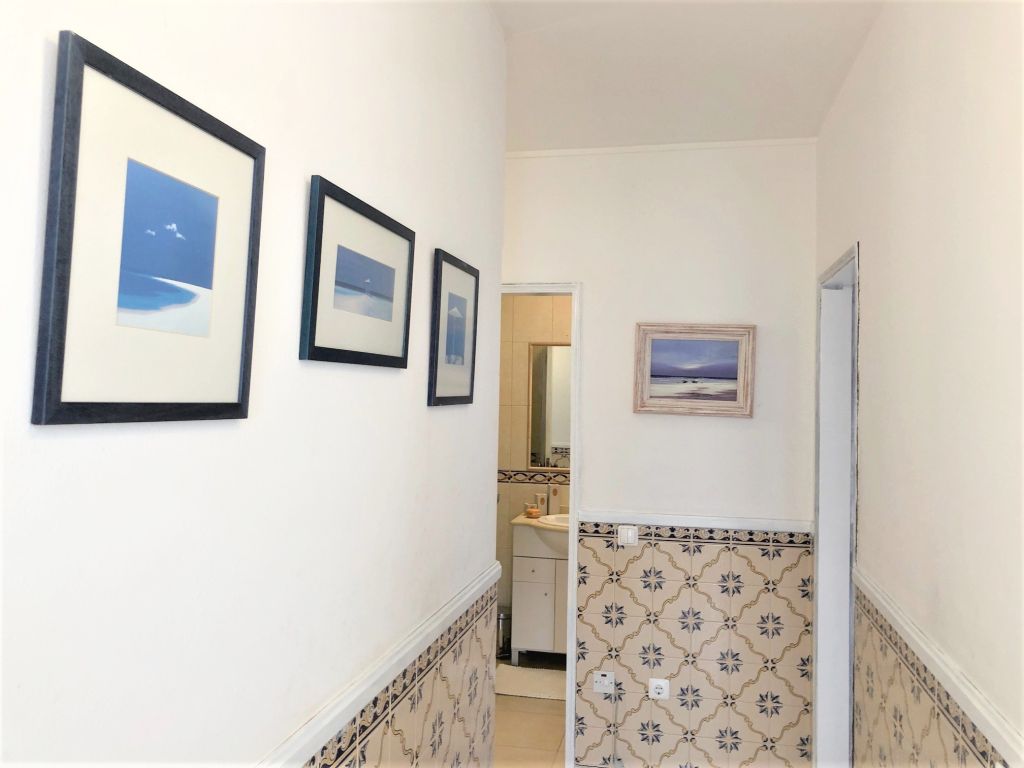 2 Bed, 1 Bath, ApartmentFor Sale, Lagos, 8600 164 2 Bed, 1 Bath, ApartmentFor Sale, Lagos, 8600 164