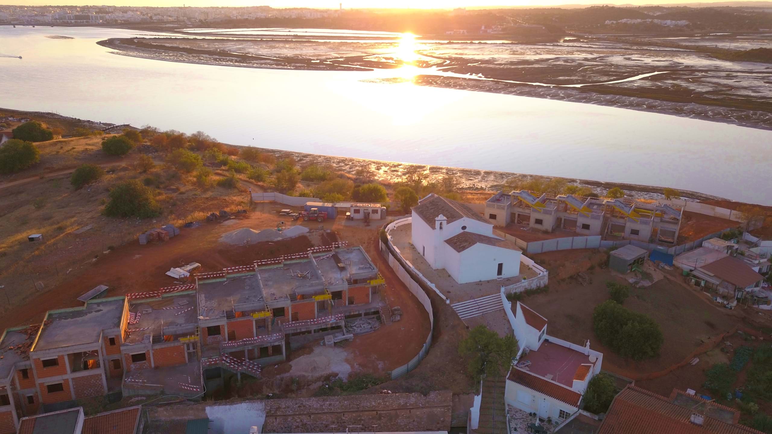 Lagoa, Faro, 8400-097, 4 Bedrooms Bedrooms, ,4 BathroomsBathrooms,Houses / Villas,For Sale,ME-A2-V4