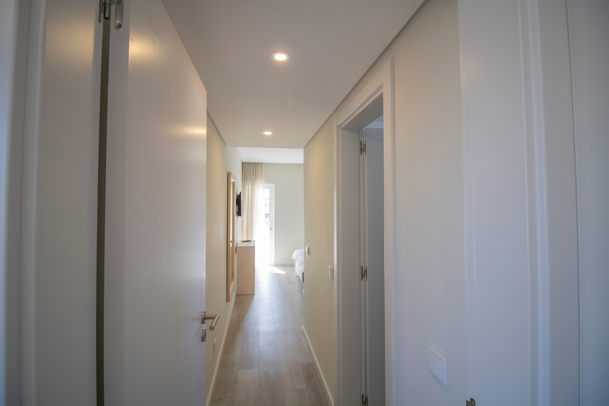 Lagos, Faro, 8600-785, 2 Bedrooms Bedrooms, ,2 BathroomsBathrooms,Houses / Villas,For Sale,R11-0023-VB