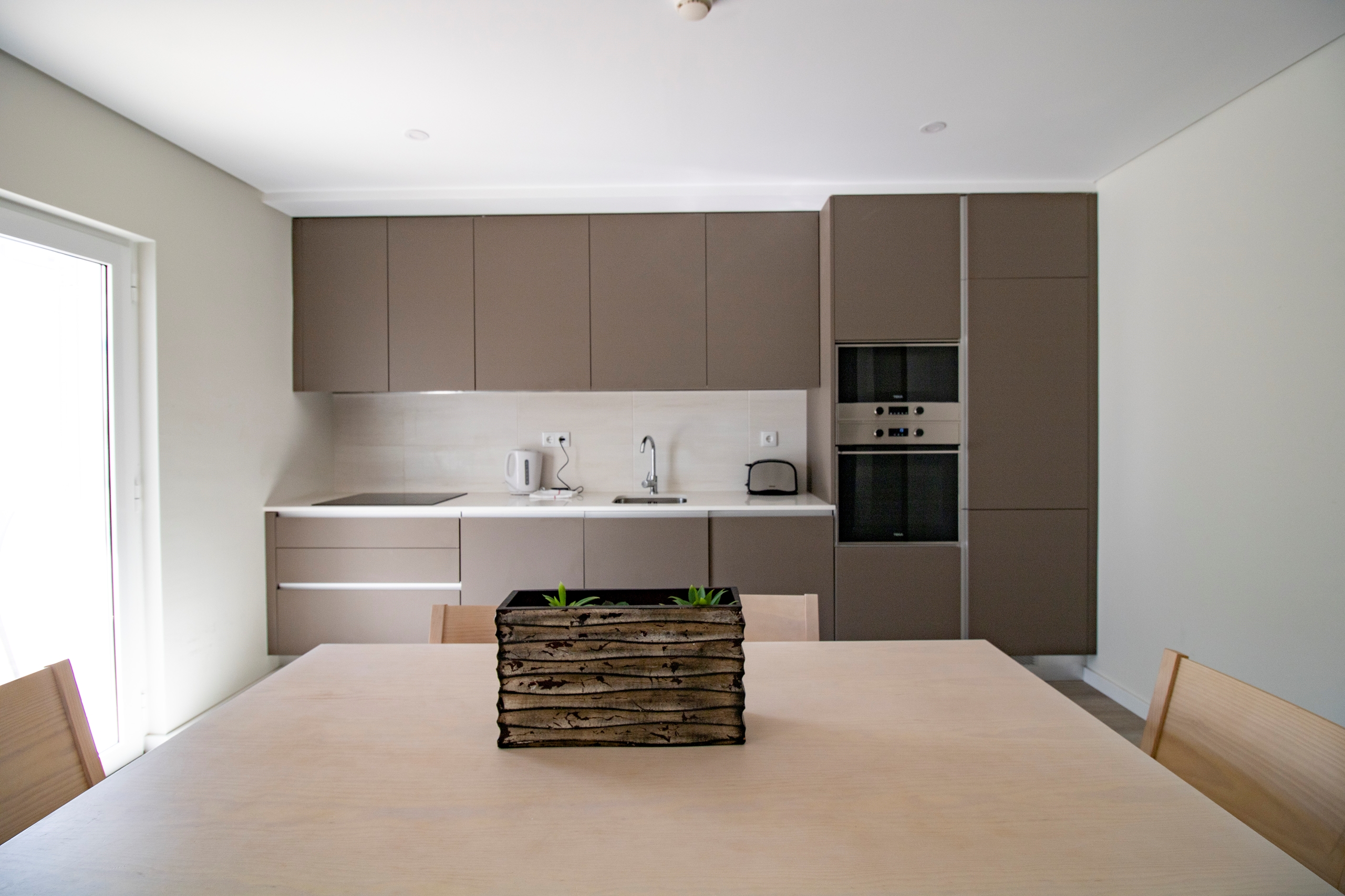 Lagos, Faro, 8600-785, 2 Bedrooms Bedrooms, ,2 BathroomsBathrooms,Houses / Villas,For Sale,R11-0023-VB