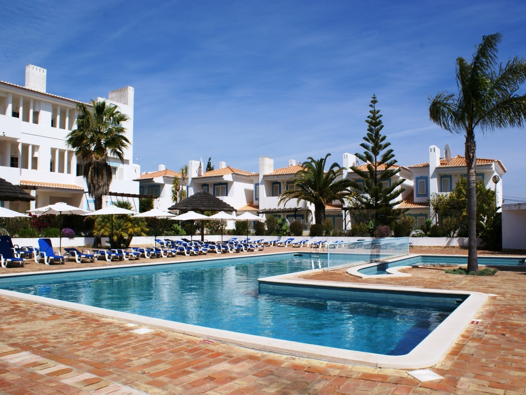 Lagos, Faro, 8600-785, 2 Bedrooms Bedrooms, ,2 BathroomsBathrooms,Flats / Apartments,For Sale,R11-0024-VB