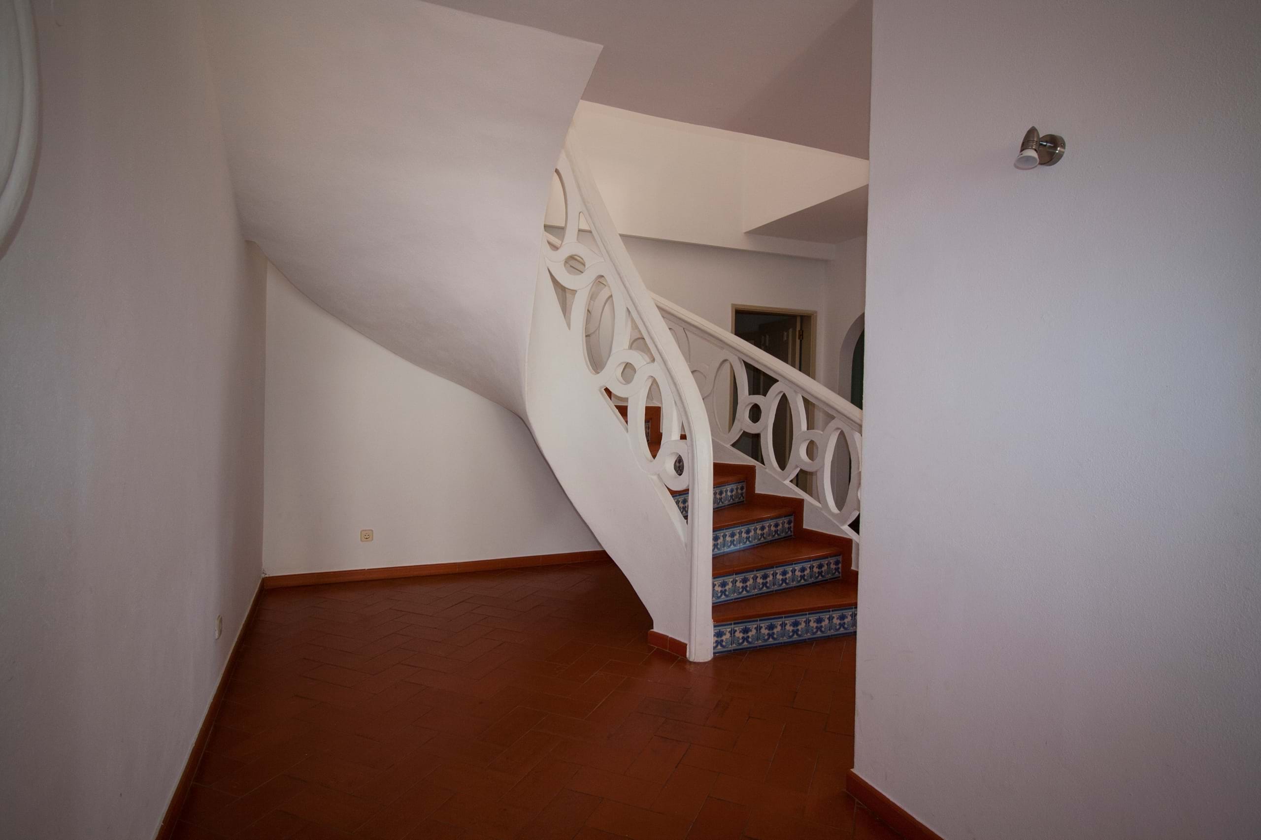 Lagos, Faro, 8600-621, 3 Bedrooms Bedrooms, ,3 BathroomsBathrooms,Flats / Apartments,For Sale,R11-0025-VB