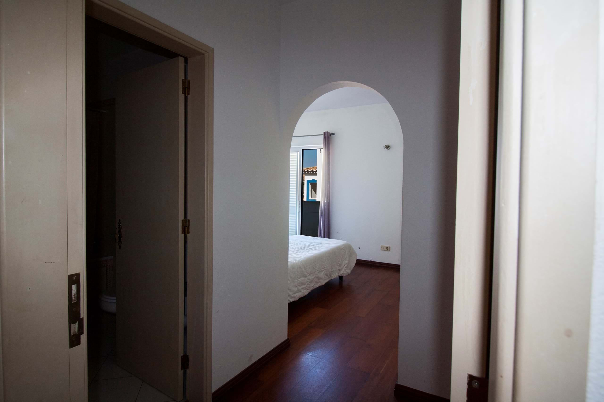 Lagos, Faro, 8600-621, 3 Bedrooms Bedrooms, ,3 BathroomsBathrooms,Flats / Apartments,For Sale,R11-0025-VB