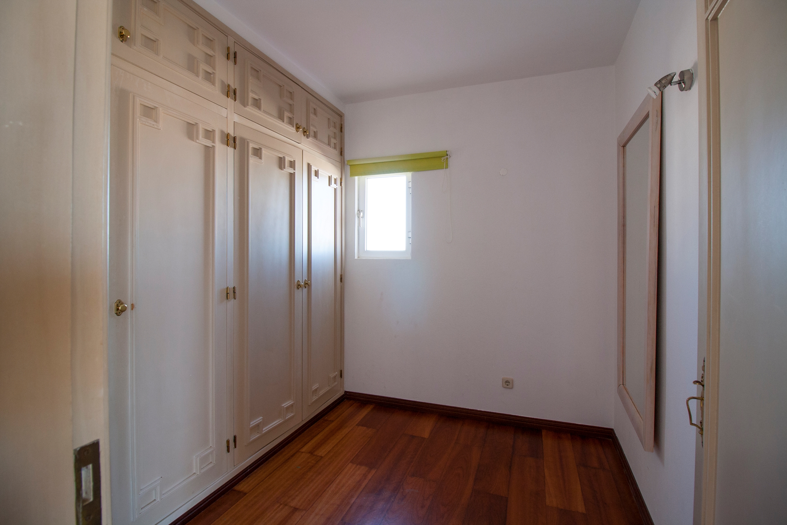 Lagos, Faro, 8600-621, 3 Bedrooms Bedrooms, ,3 BathroomsBathrooms,Flats / Apartments,For Sale,R11-0025-VB