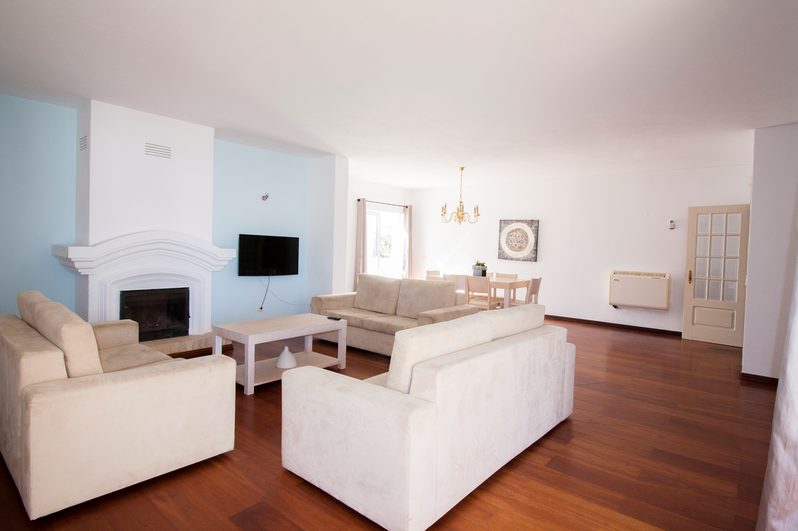 Lagos, Faro, 8600-621, 3 Bedrooms Bedrooms, ,3 BathroomsBathrooms,Flats / Apartments,For Sale,R11-0025-VB