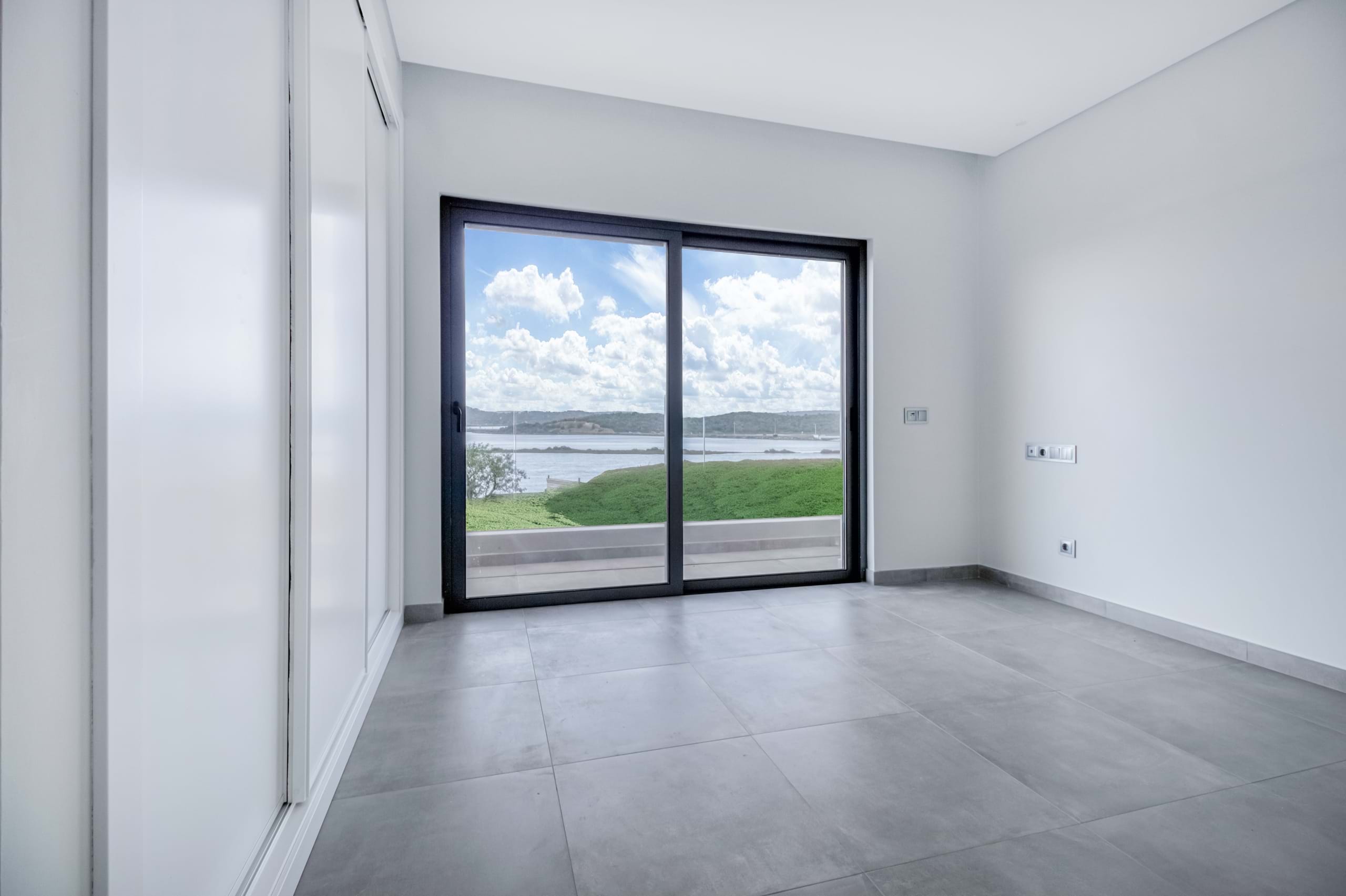 Lagoa, Faro, 8400-097, 3 Bedrooms Bedrooms, ,3 BathroomsBathrooms,Houses / Villas,For Sale,ME-B4-V3