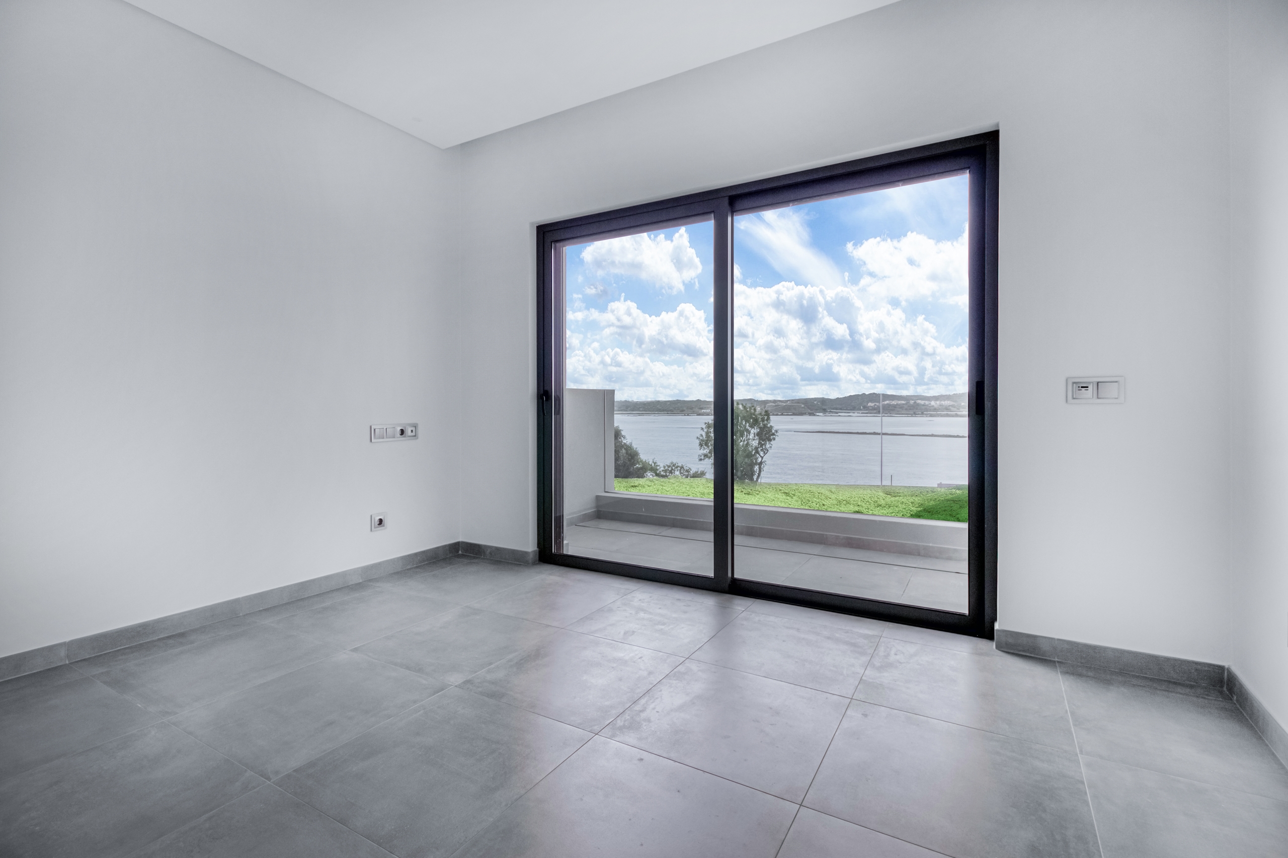 Lagoa, Faro, 8400-097, 3 Bedrooms Bedrooms, ,3 BathroomsBathrooms,Houses / Villas,For Sale,ME-B4-V3