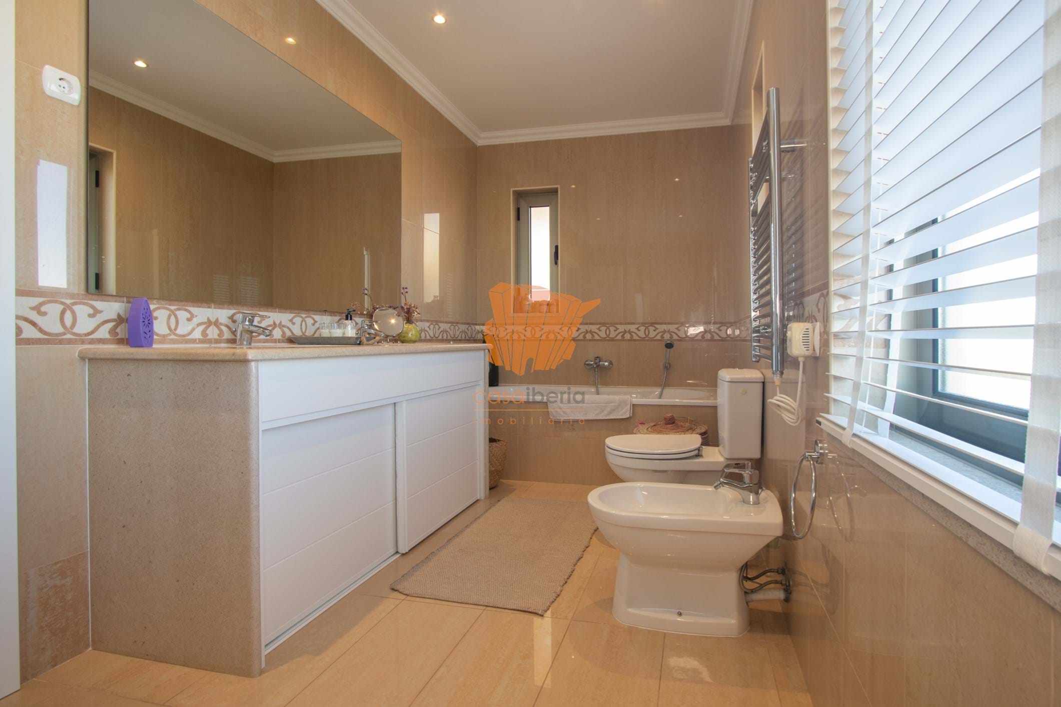 Ferragudo, Faro, 1 Bedroom Bedrooms, ,3 BathroomsBathrooms,Flats / Apartments,For Sale,18375-3108