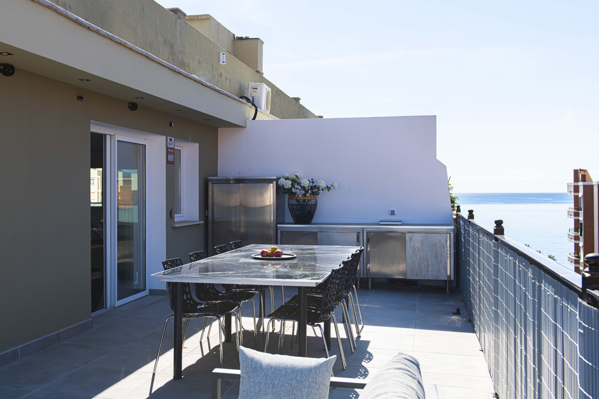 3 Bed, 2 Bath, ApartmentFor Sale, Palma de Mallorca, Islas Baleares