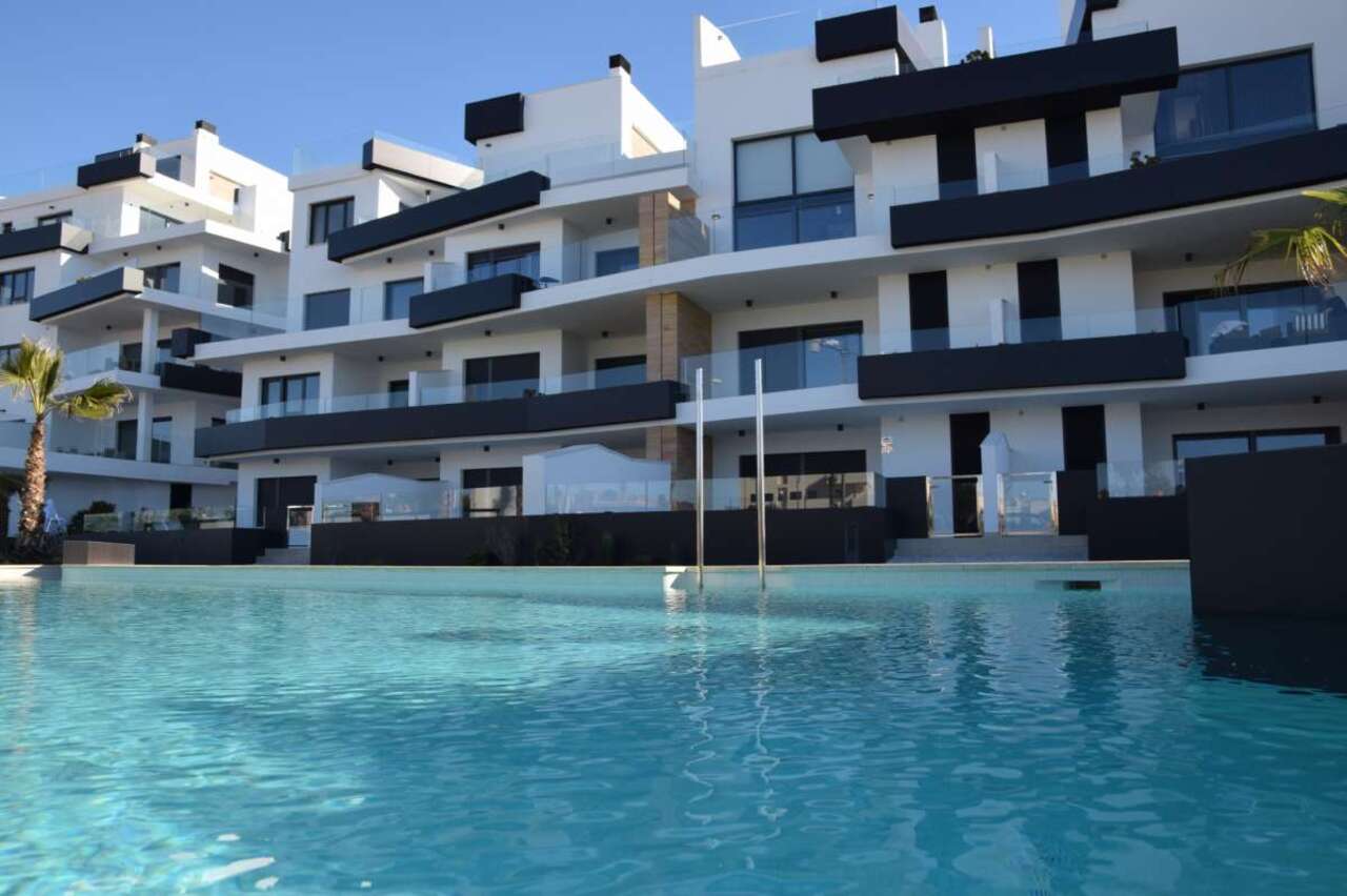 3 Bed, 2 Bath, ApartmentFor Sale, Los Dolses, Alicante