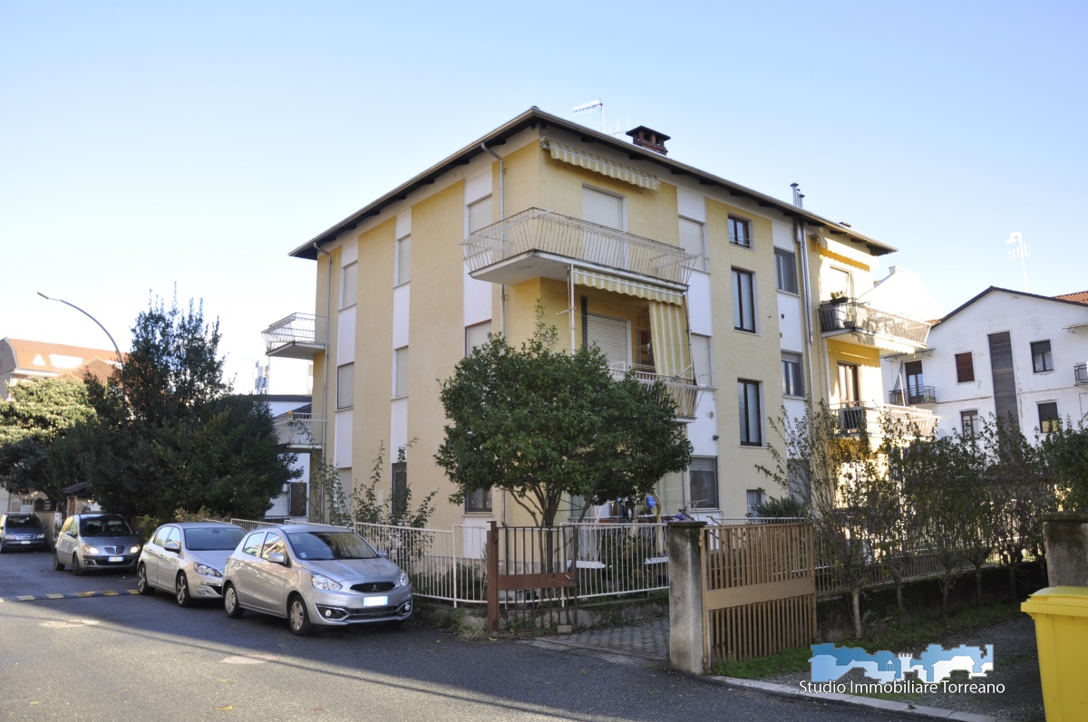 2 Bed, ApartmentFor Sale, Ivrea, Torino, Piemonte